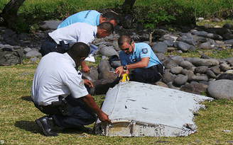 Mảnh vỡ nghi của MH370 cho thấy Úc có thể đã tìm sai chỗ