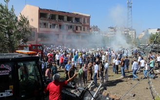 Đánh bom kép ở Thổ Nhĩ Kỳ: 6 người chết, hơn 200 bị thương