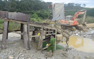Lâm Đồng: Phát hiện vụ khai thác, tuyển quặng vàng ở xã Tà Năng