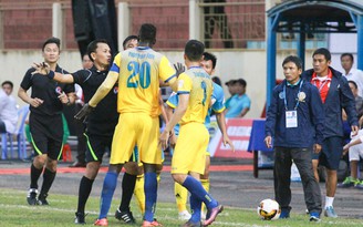 Cầu thủ Omar của FLC Thanh Hóa được giảm án phạt