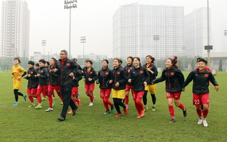 Thầy Park sẽ tới đảo Jeju cổ vũ đội tuyển bóng đá nữ đấu vòng loại Olympic
