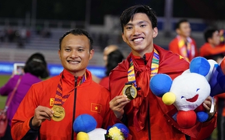 Hà Nội FC và Heerenveen đàm phán bất thành, Văn Hậu về nước