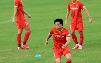 Công Phượng lại bùng nổ, cùng Tuấn Hải, Tiến Linh ghi bàn thắng cho tuyển Việt Nam