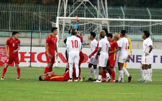 Tấm thẻ đỏ của U.23 Myanmar là bài học đắt giá cho...U.23 Việt Nam