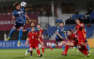 Asian Cup nữ 2022: Không chặn được sóng thần, tuyển Việt Nam còn 1 trận sống còn