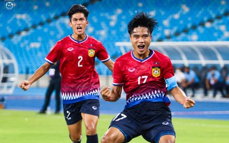HLV Lào: 'Cố gắng tìm cầu thủ trẻ để bắt kịp bóng đá Việt Nam, Thái Lan'