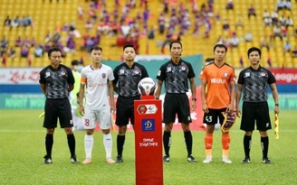 Trọng tài 'lạ hoắc' điều khiển trận Hà Nội FC đá trên sân khách Bình Dương