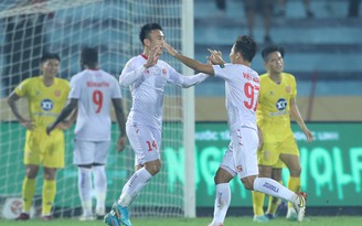 Thắng tại 'chảo lửa' Thiên Trường, CLB Hải Phòng vẫn nuôi hy vọng vô địch V-League 2022
