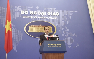 Bộ Ngoại giao: Không chấp nhận tàu quân sự Trung Quốc đe dọa tàu Việt Nam