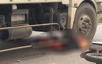 Cô gái 9x tử vong dưới bánh xe tải ở Hưng Yên
