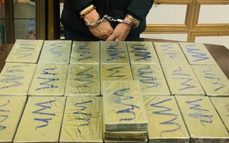 4 người Lào bị bắt ở Hải Phòng vì vận chuyển 44 bánh heroin