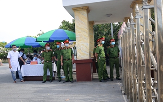 Hàng trăm cảnh sát được huy động đến phiên xử Đường 'Nhuệ' và đàn em