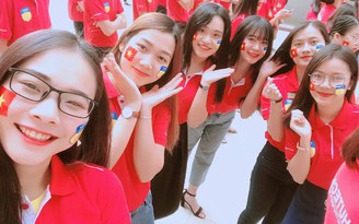 Nhiều trường lắp đặt màn hình 'khủng' cho sinh viên xem U.23 Việt Nam