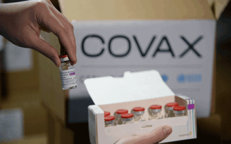 Đủ nguồn miễn phí, Bộ Y tế không khuyến khích doanh nghiệp mua vắc xin Covid-19