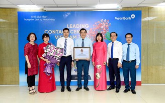5 năm liên tiếp, VietinBank giữ vững vị thế dẫn đầu trong ngành chăm sóc khách hàng 5 năm liên tiếp, VietinBank giữ vững vị thế dẫn đầu trong ngành chăm sóc khách hàng