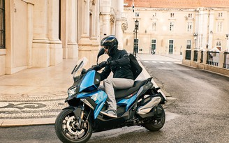 BMW C 400 X - xe tay ga phân khối lớn hạng sang cho phái mạnh