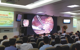 Đào tạo phẫu thuật trực tuyến từ phòng mổ ra hội trường