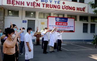 Thừa Thiên - Huế sẵn sàng chi viện 370 y bác sĩ vào TP.HCM chống dịch Covid-19