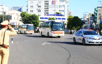 'Chuyến bay nghĩa tình' Thừa Thiên - Huế chi viện TP.HCM chống Covid-19