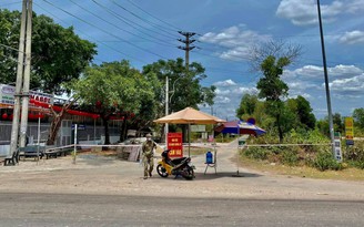 Thừa Thiên - Huế: Phát hiện vợ chồng nghi nhiễm Covid-19, giãn cách xã hội toàn TT.Phong Điền