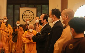 Đoàn Mặt trận Tổ Quốc viếng tang, ghi nhận đóng góp của Thiền sư Thích Nhất Hạnh