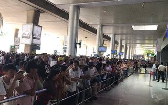 Sân bay Tân Sơn Nhất bất ngờ mất điện 4 phút lúc rạng sáng