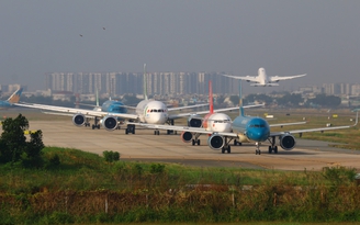 Vé máy bay giảm 'sập sàn' kích cầu sau Tết