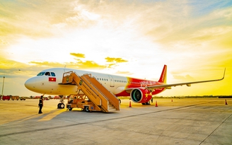 Vietjet khai thác chuyến bay đầu tiên đến sân bay Vân Đồn ngày mở lại