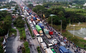 Nhiều vị trí hư hỏng lan rộng tại công trường mở rộng đường Đồng Văn Cống