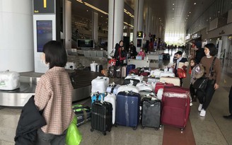 Muôn chuyện ngán ngẩm về những băng chuyền hành lý ở sân bay Việt Nam