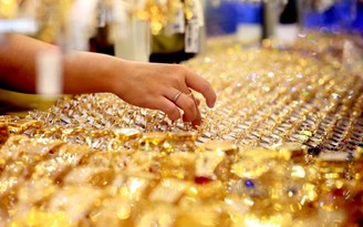 Giá vàng lại tăng lên trên 39 triệu đồng