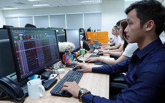 VN-Index chốt năm 2020 tăng 15%