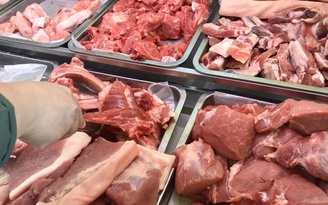 Giá heo trong nước giảm, nhập khẩu thịt đông lạnh từ Nga gấp 6 lần cùng kỳ