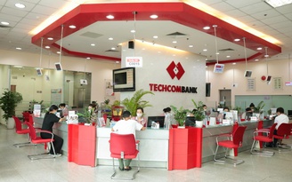 Nhân viên Techcombank giữ 'quán quân' với thu nhập bình quân đạt 44 triệu đồng/tháng