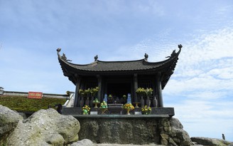 Vãn cảnh chùa Đồng trên đỉnh non thiêng