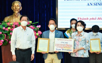 TP.HCM: Trao tặng 33.000 suất ăn đến các y bác sĩ tuyến đầu chống dịch
