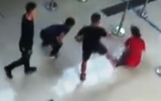 Nhân viên hàng không sân bay Thọ Xuân lại bị hành khách tấn công
