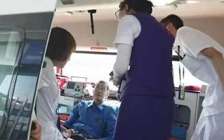 Máy bay Aeroflot hạ cánh khẩn cấp tại Trung Quốc cấp cứu khách Việt bị bệnh