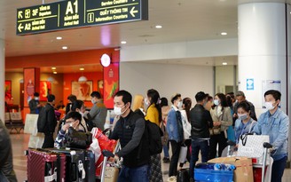 Đề nghị công an điều tra vụ tin giả 'cấm chuyến bay đến Hàn Quốc, Nhật'