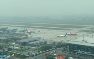Sương mù dày đặc, 5 chuyến bay không thể hạ cánh xuống sân bay Nội Bài