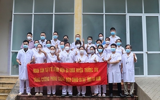 Hà Nội giám sát người từ vùng dịch, chi viện 300 y bác sĩ cho Hà Nam