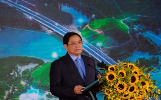 Thủ tướng Phạm Minh Chính: ‘Địa phương trông chờ ỷ lại, đi xin thì không làm được’