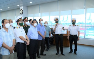 Phó Thủ tướng Lê Văn Thành kiểm tra phòng chống dịch Covid-19 tại Tân cảng Sài Gòn