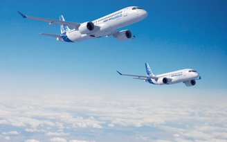 Airbus A220 đến Hà Nội trong tour trình diễn tại khu vực Châu Á - Thái Bình Dương