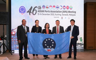 Đại diện Hiệp hội Cảng biển Việt Nam giữ chức Chủ tịch và Tổng thư ký APA