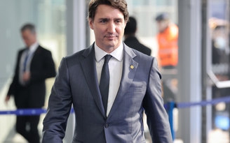 Thủ tướng Trudeau quyết tâm cấm mua bán súng ngắn ở Canada