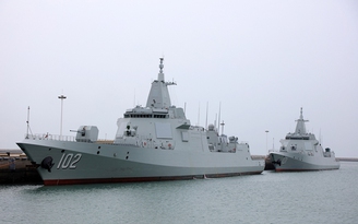 Trung Quốc điều khu trục hạm 'khủng' tập trận