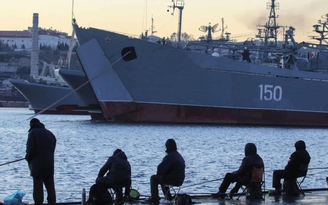 Chiến sự ngày 249: Ai tấn công Hạm đội Biển Đen của Nga ở Crimea?