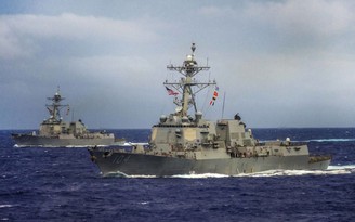 Tàu chiến Mỹ lần đầu tuần tra tại Biển Đông dưới thời Tổng thống Trump