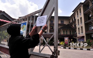 Malaysia đóng cửa 111 trường học vì rò rỉ hóa chất